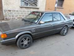 Auto nissan sunny 1998 Foto