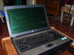 Laptop hp core i3 500HDD Foto