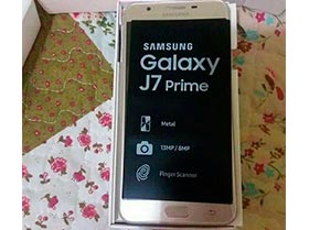 Celular Samsung Galaxy j7 prime Foto