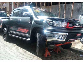 CAMIONETA TOYOTA HILUX SR5 GLX Foto
