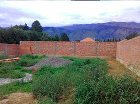 TERRENO EN TIQUIPAYA 400m2 EN URBANIZACIÓN CEIBOS Foto