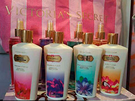 Perfumes y cremas victorias secrets womans Foto