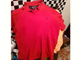fardo de poleras de primera cuello camisa manga corta Foto