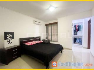 Departamento Amoblado en Alquiler en Ave Foto