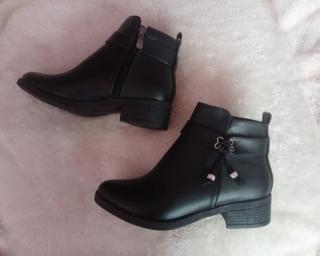 botines para damas Foto