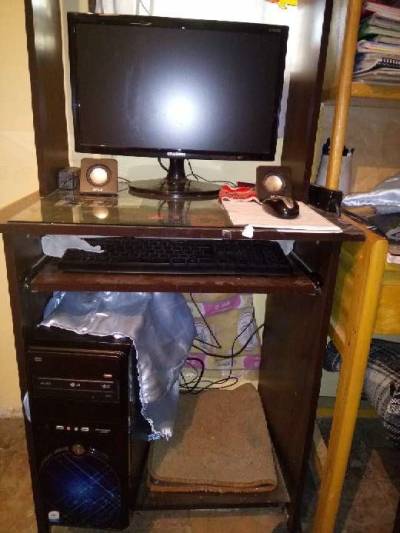 Pc de escritorio core i3 4g Foto