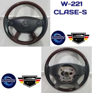 VOLANTES DE MERCEDES BENZ Foto