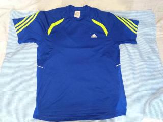Polera Adidas Talla L Foto