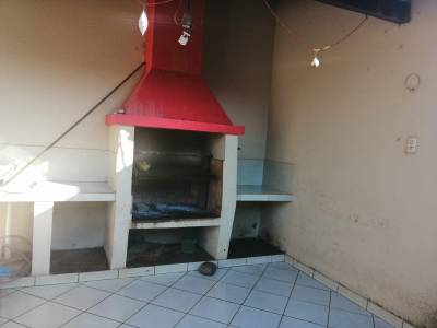 VENDO CASA av, santos dumont Foto