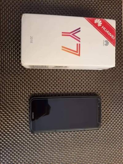 Celular HUAWEI Y7 2018 en buen estado