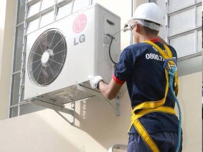 HELADERAS, FREEZER, AIRES ACONDICIONADOS Foto