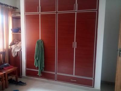 CASA EN VENTA DE 2 PLANTAS Foto