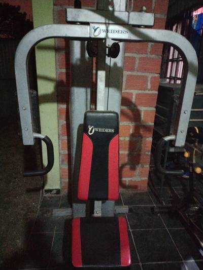 BICICLETA SPINING Y EQUIPO GYM Foto