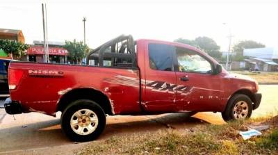 CAMIONETA NISSAN TITAN 2006 Foto