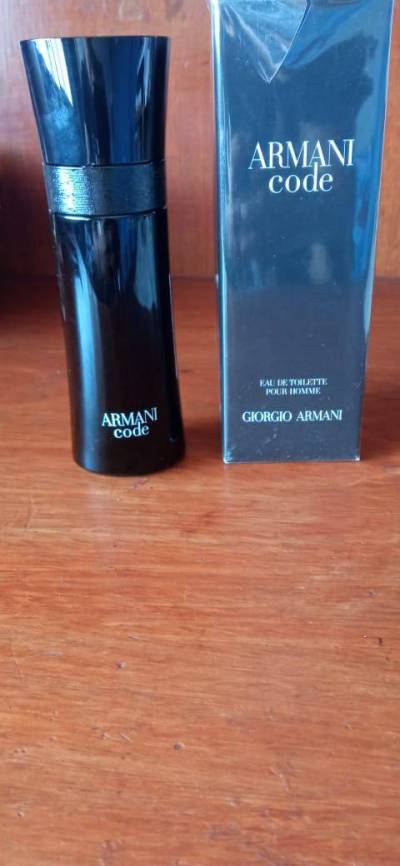 Perfume Giorgio Armani Code Foto