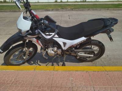 moto Montero Brozz 2021 250cc Foto