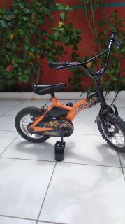 bicicleta para niño aro 12 Foto