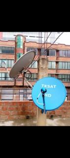 TUPAC KATARI SATELITAL Foto