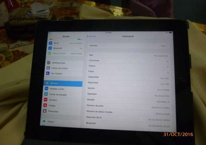 iPad 3ra Generacion Wi-Fi + 4G, 64GB Foto