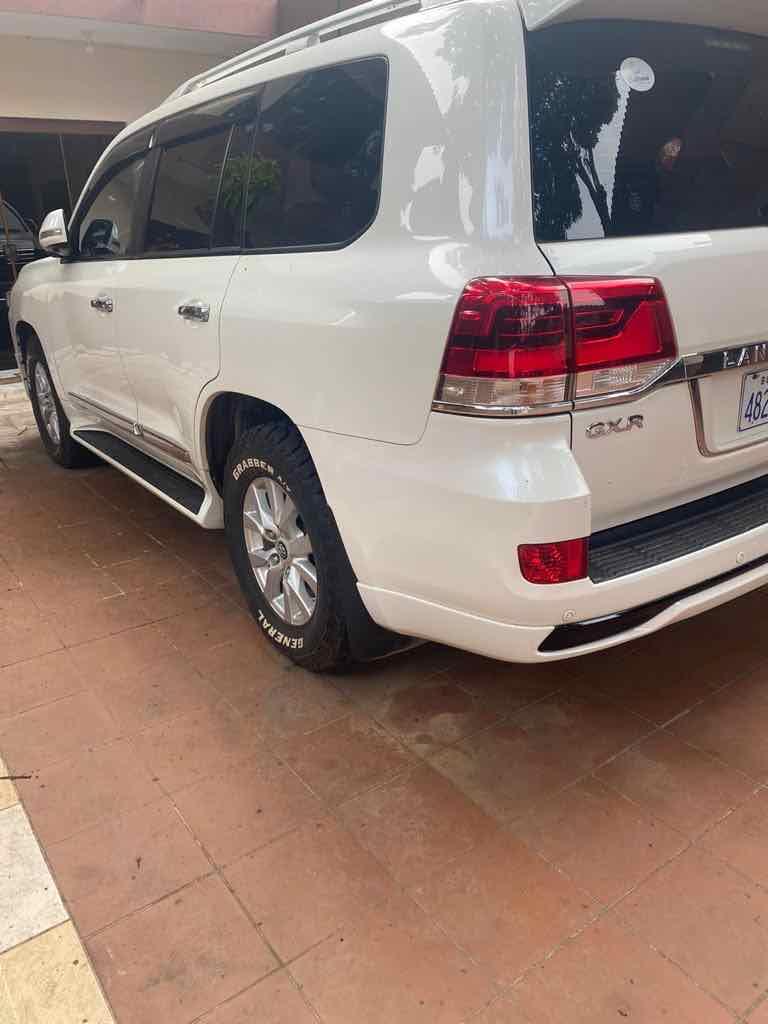 Venta de TOYOTA LAND CRUISER 2018 en Departamento de Santa