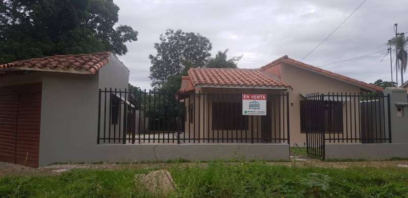 CASA EN VENTA EN EL KM 14 DE LA DOBLE VIA LA GUARDIA Foto